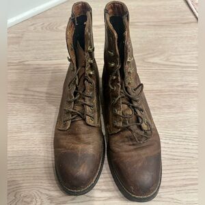 Ariat Distressed Brown Lace-Up Boots